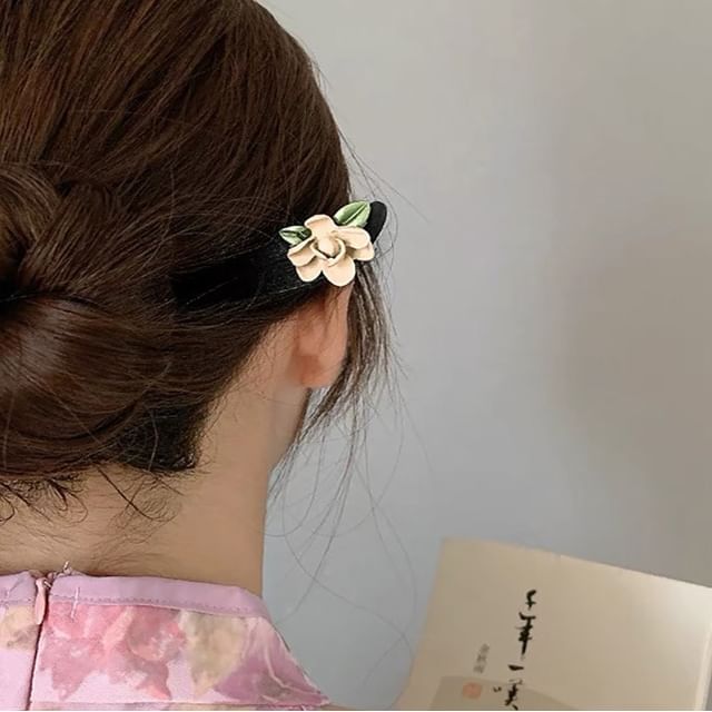 Wooden Hair Stick (various designs)