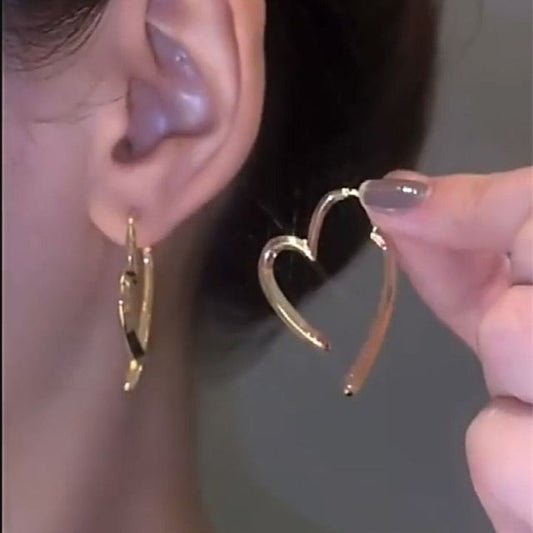 Alloy Earring Through Heart
