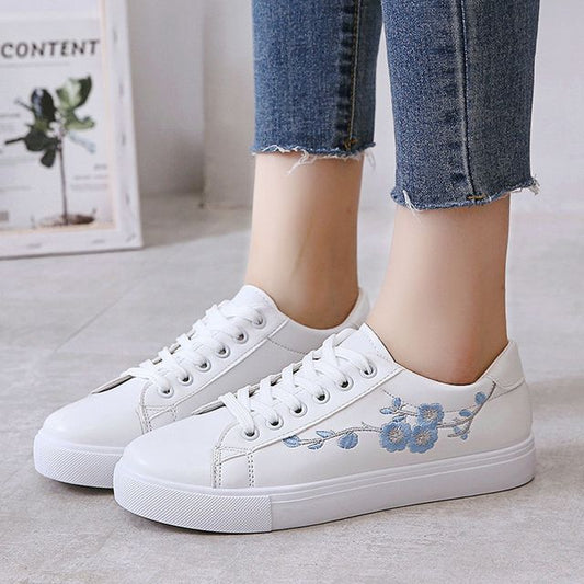 Floral Lace-Up Embroidered Sneakers