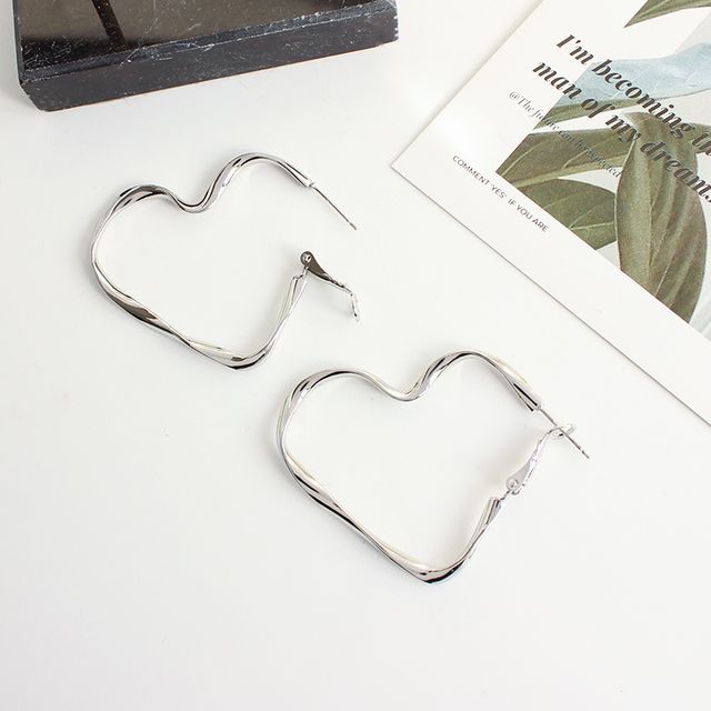 Hoop Clip-On Earring Heart /