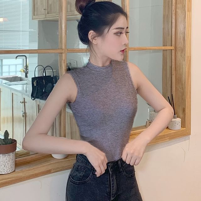 Top Mock Neck Plain Tank