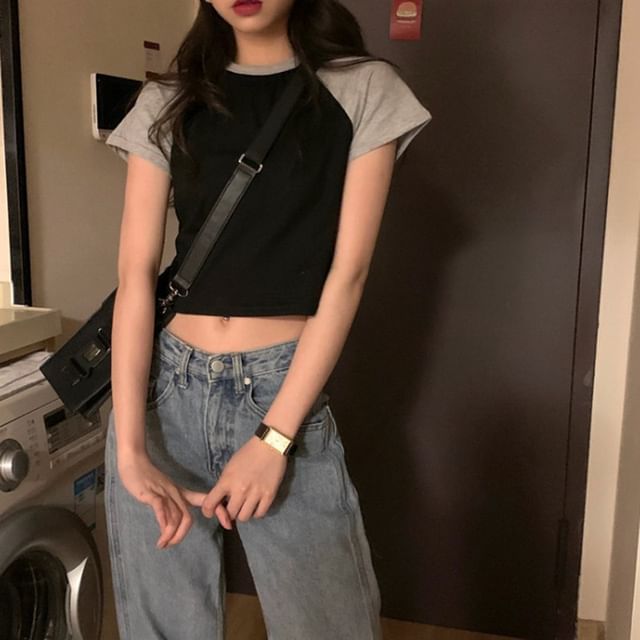 Tee Short-Sleeve Neck Round Crop Raglan