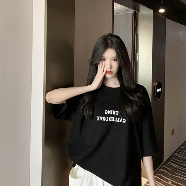 Short-Sleeve Tee Neck Lettering Round