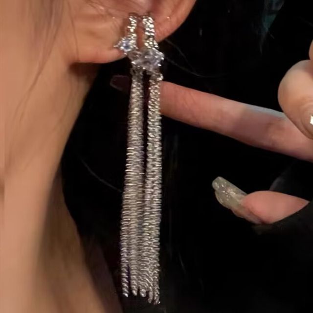 Fringed Ear Rhinestone Cuff