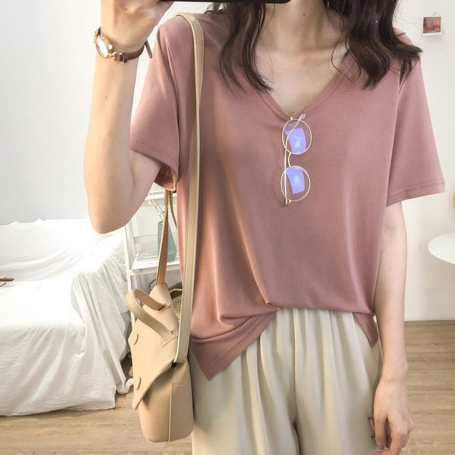 V-Neck Short-Sleeve Plain T-Shirt