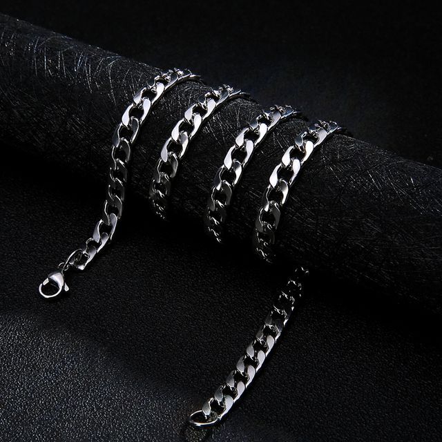 Unisex Silver-Tone Chain Necklace
