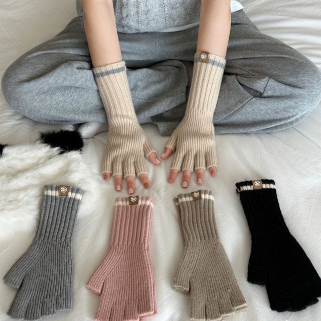 Knit Fingerless Gloves