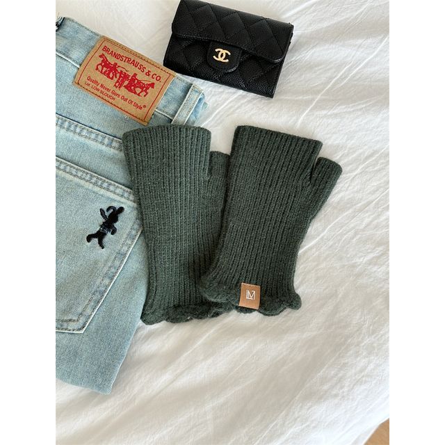 Gloves Fingerless Applique Lettering Knit