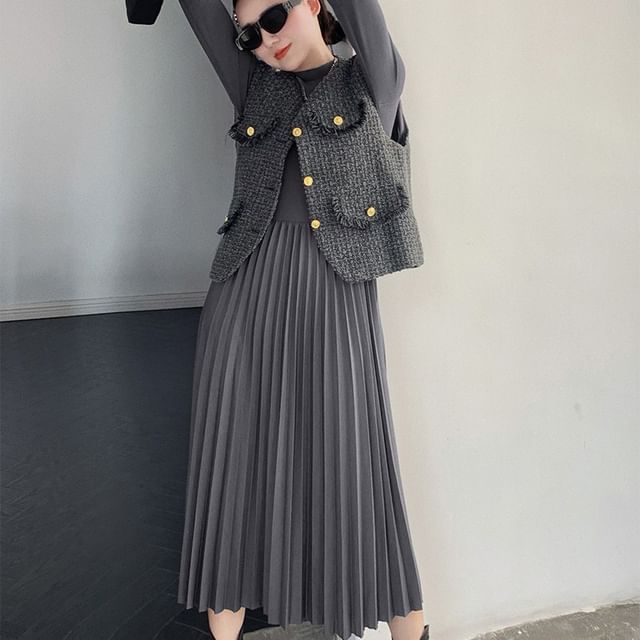 Long-Sleeve Mock Neck Plain Accordion Pleated Midi A-Line Dress / Round Neck Fray Tweed Button Vest