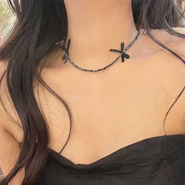 Ribbon Alloy Choker