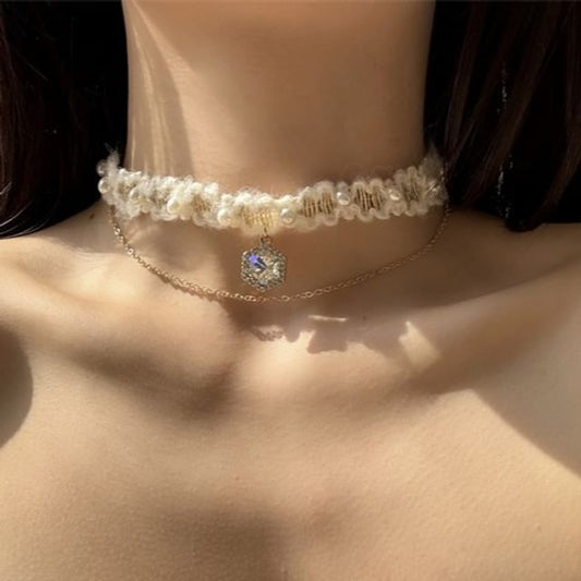 Rhinestone Alloy Yarn Choker Layered