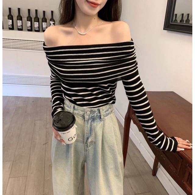 Long-Sleeve Striped Top Knit Slim-Fit
