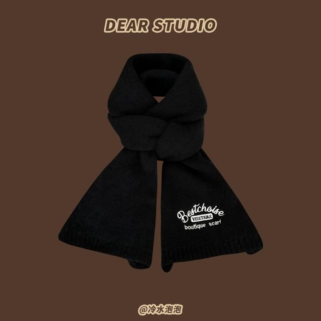 Lettering Embroidered Knit Scarf