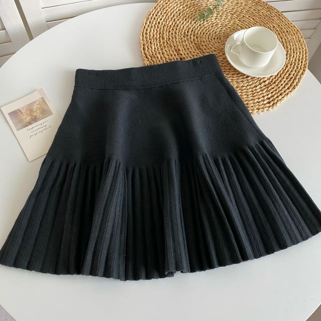 Elastic Waist Plain Accordion Pleated Mini A-Line Knit Skirt