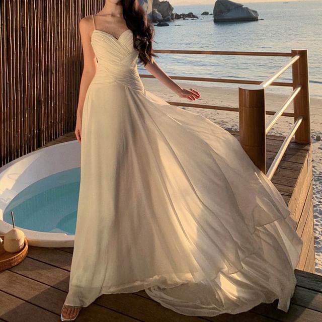 Plain Neckline A-Line Spaghetti Strap Dress Maxi Sweetheart