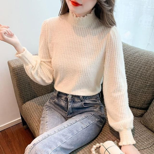 Long-Sleeve Plain Lace Neck Top Mock