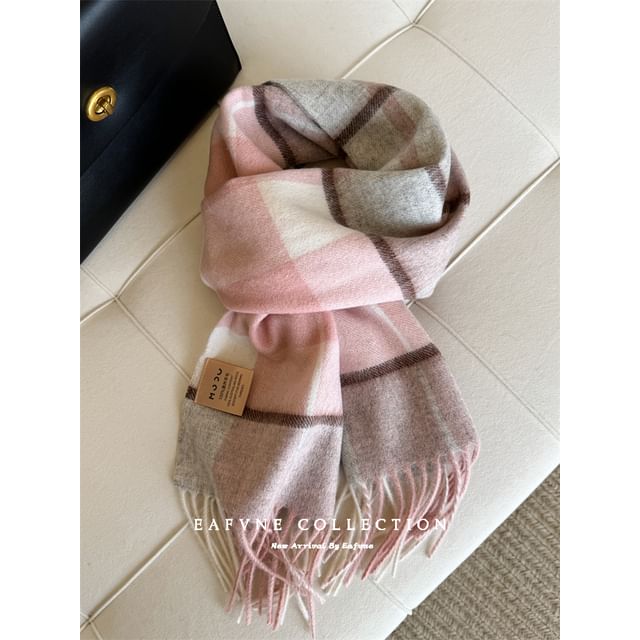 Wool Lettering Plaid Applique Fringed Scarf