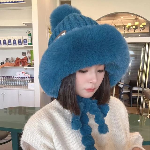 Faux Applique Trapper Hat Knit Lettering Fur