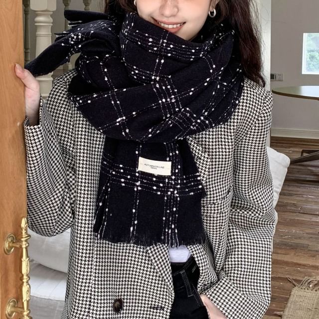 Frayed Scarf Plaid