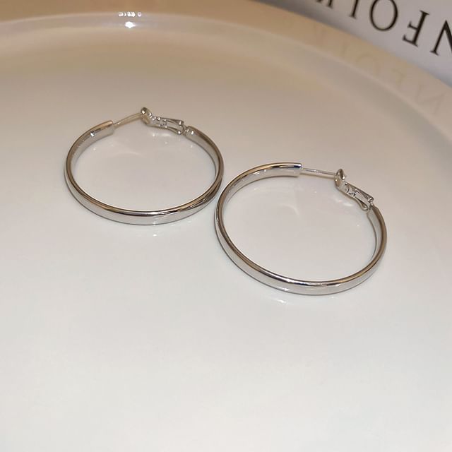 Tone Earring (Various Silver Designs)