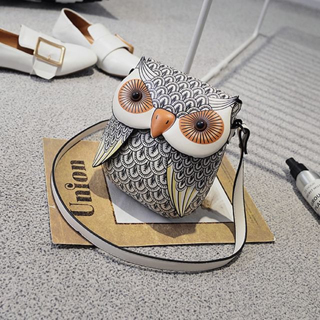Owl Flap Crossbody Bag