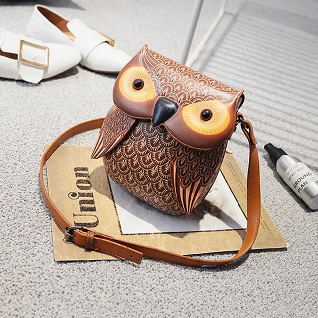 Owl Flap Crossbody Bag