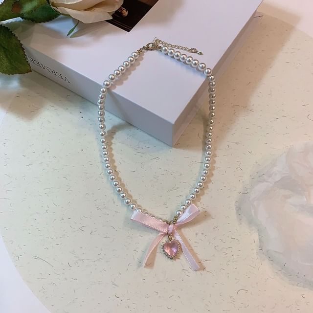 Ribbon Faux Choker Heart Pendant Pearl