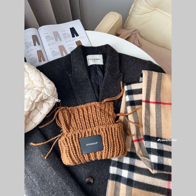 Ear Cat Applique Lettering Beanie Knit