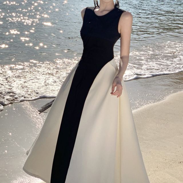 Crewneck A-Line Tone Sleeveless Maxi Dress Two