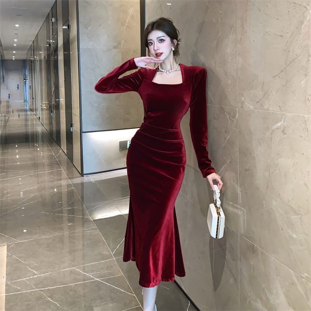Long-Sleeve Square Neck Plain Ruched Velvet Midi Mermaid Dress  MK Kawaii  Store