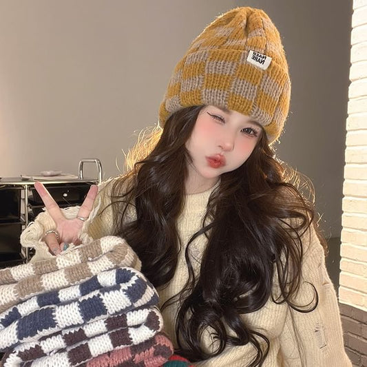 Knit Lettering Applique Beanie Checker