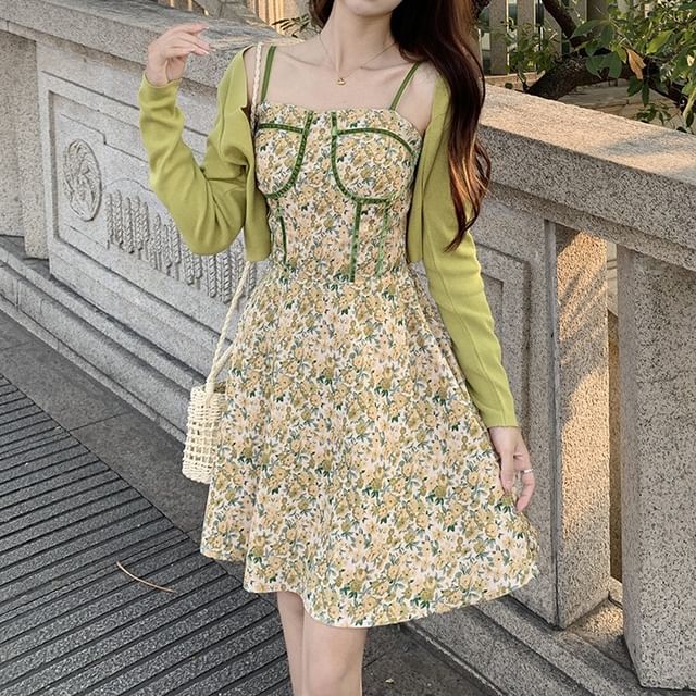 Open Cardigan Plain Mini Neck / Dress Square Strap A-Line Floral Print Front Spaghetti Crop