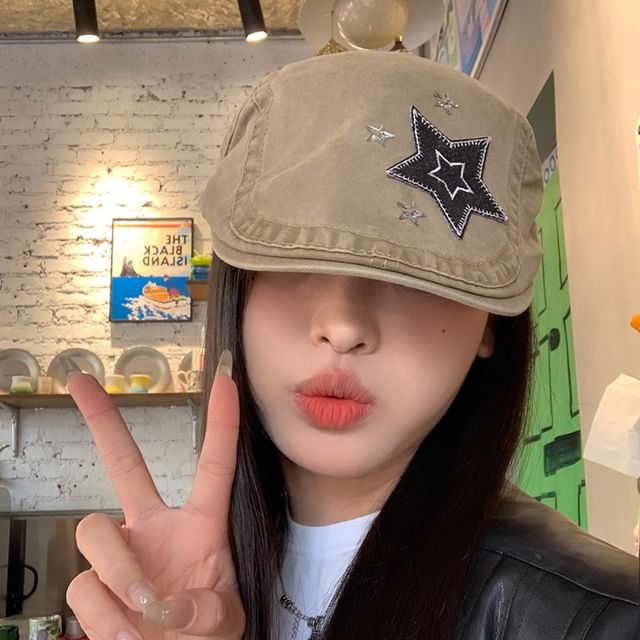 Star Flat Cap Applique