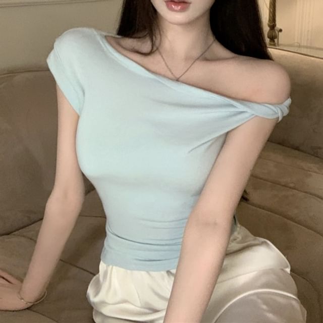 Cap-Sleeve Shoulder Plain Cold T-Shirt