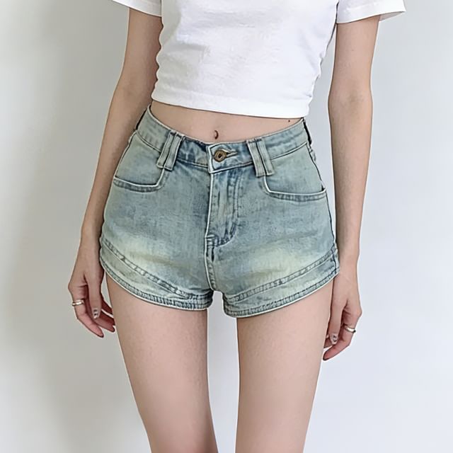 [M] Mid Rise Washed Denim Hot Pants