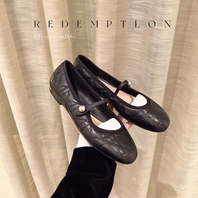 Quilted Mary Jane Flats
