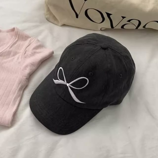 Embroidered Cap Bow Baseball