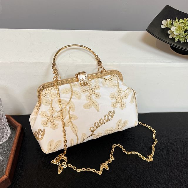 Crossbody Embroidered Flower Strap Chain Bag