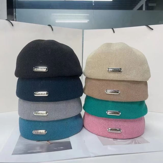 Beret Metal Plate Lettering Hat