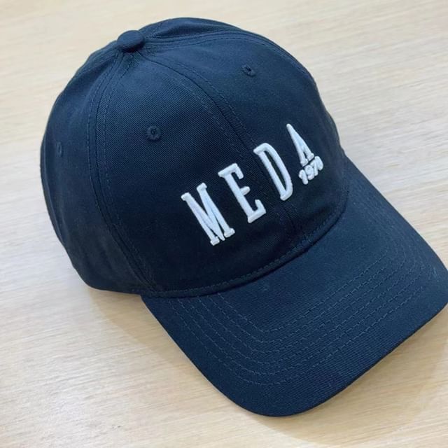 Lettering Cap Embroidered Baseball