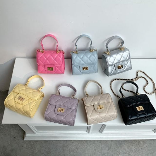 Strap Flap Crossbody Chain Quilted Bag