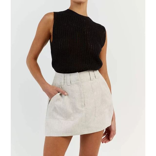 Round Plain Knit Sleeveless Top Neck