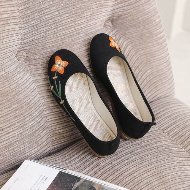 Embroidered Flats Flower
