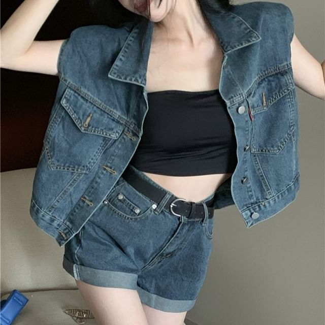 Collar Denim Button Vest / High Waist Roll Up Hem Denim Shorts / Belt / Set