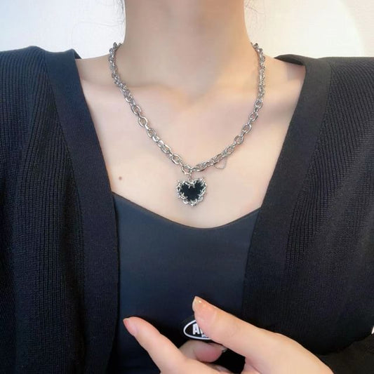 Pendant Heart Necklace