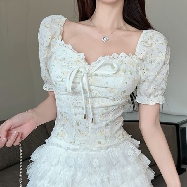 A-Line / Embroidered Rise Skirt Neck Lace Tie Mini Short-Sleeve Blouse Eyelet Tiered High Square Front