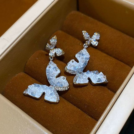 Faux (Various Crystal Alloy Butterfly Designs) Stud Earring / Floral Pearl