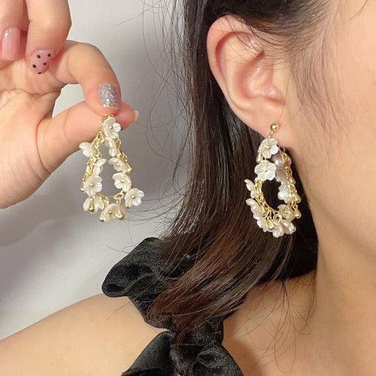 Floral Faux Pearl Earring Fringed Hoop