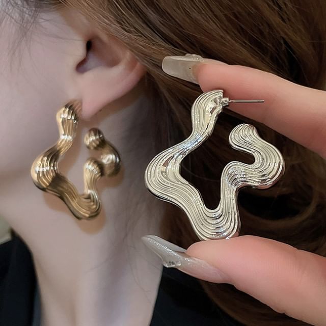 Wavy Hoop Copper Earring