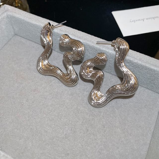 Wavy Hoop Copper Earring